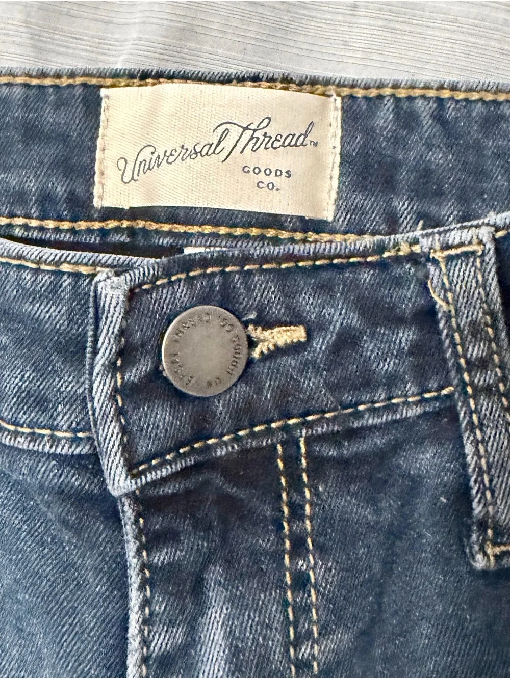 Universal Thread Women's Flare Jeans in Medium Blue Wash